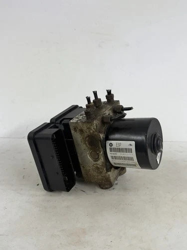 Bomba y módulo ABS 2014-2016 Ram 1500 68193650AD