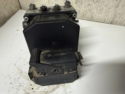Bomba y módulo ABS 2004-2008 Mazda RX8 - 153 43 7A0
