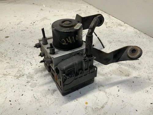Bomba ABS 2010-2015 Mazda 5 sin gestión dinámica de estabilidad