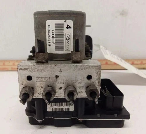 Bomba y módulo ABS 2013-2014 Ford F-150 F150 4X4