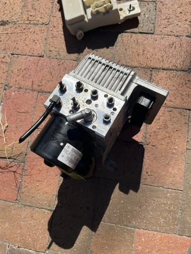 Bomba y módulo ABS 2003-2006 Mercedes-Benz W211 E320 E350 E500 0265960057