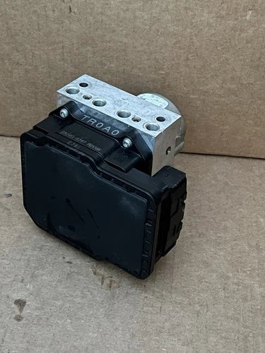 Bomba ABS 2012-2013 Honda Civic sedán transmisión automática 1.8 LX TR0A0