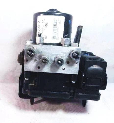 Bomba ABS 2013 2014 Explorer sin control de crucero adaptativo control