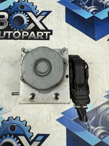 Bomba y módulo ABS 2014-2019 Nissan Sentra 2265106527