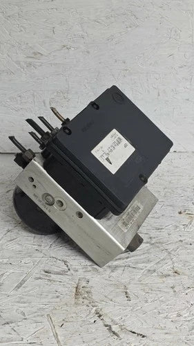 Bomba y módulo ABS 2005-2011 Nissan Frontier Xterra