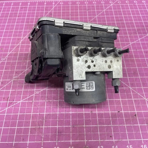 Bomba ABS 2018 2019 Chevrolet Equinox premier 1.5L 84560137
