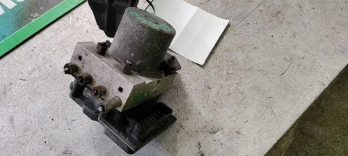 Bomba y módulo ABS 2007-2008 Chrysler Pacifica