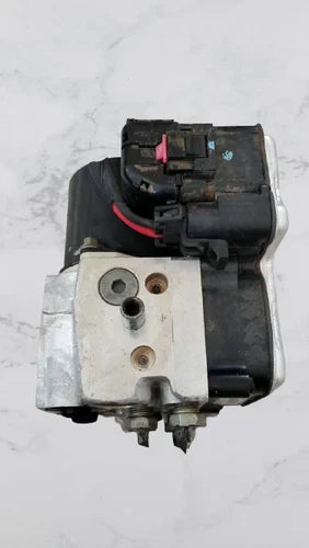 Bomba y módulo ABS 2003-2006 Chevrolet Tahoe Suburban GMC Yukon