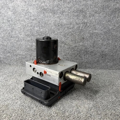 Bomba y módulo ABS 2003-2009 GMC topkick C4500 C5500 C6500 88935852