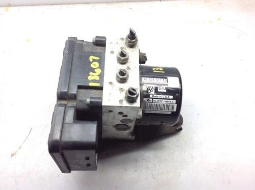 Bomba y módulo ABS 2013-2015 Volkswagen Passat