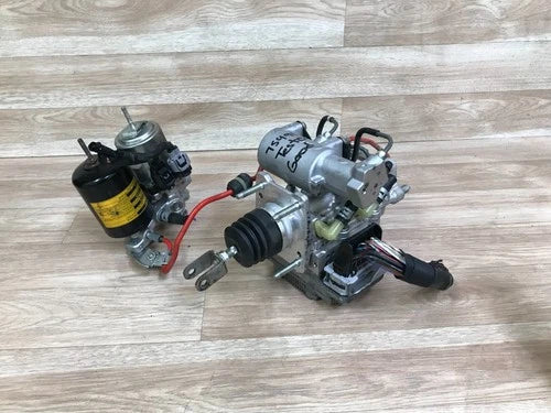 Servofreno ABS Toyota Prius híbrido 2010-2015 conjunto 12