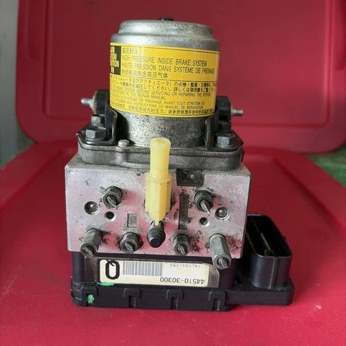 Bomba y módulo ABS 2006-2011 Lexus GS430 44510-30300