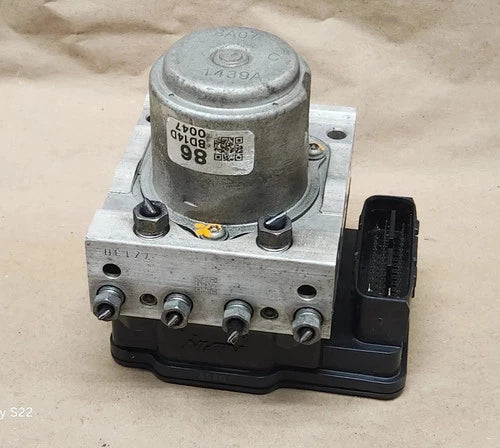 Bomba y módulo ABS 2008-2010 Honda Accord 2.4L