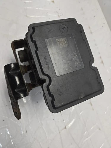 Bomba y módulo ABS 2005-2010 Chrysler 300 00404577C000
