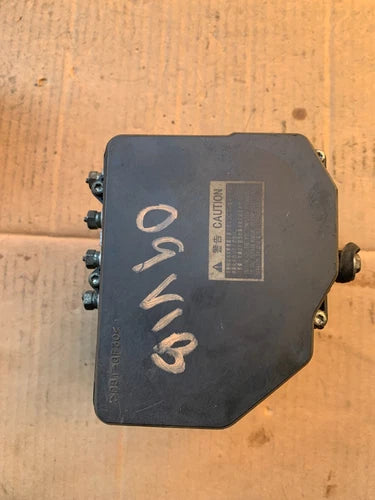 Bomba y módulo ABS 08 2009 Pontiac Vibe 89541-12370 44540-02130