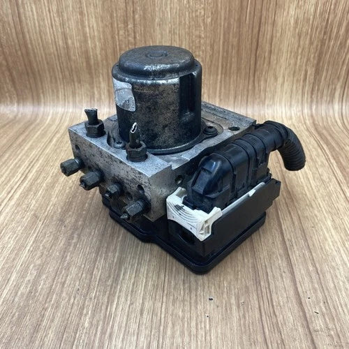 Bomba y módulo ABS 2012-2013 Honda Civic sedán TR0B0