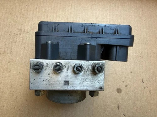Bomba y módulo ABS 2009-2010 Toyota Corolla