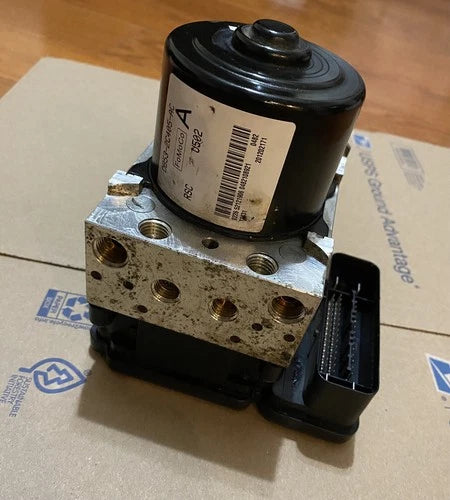 Bomba y módulo ABS 2012 2013 Ford Explorer y DB53-2C405-AC