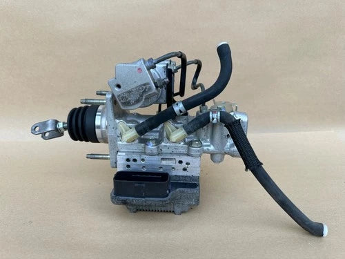 Cilindro maestro de freno ABS 2012-2015 Toyota Prius 47210-47350