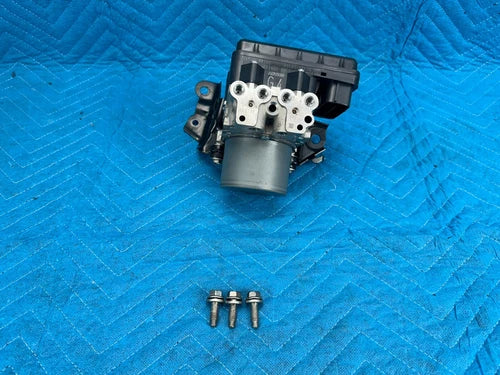 Bomba ABS Lexus ES350 fabricación japonesa sin sistema de precolisión 67K 2013