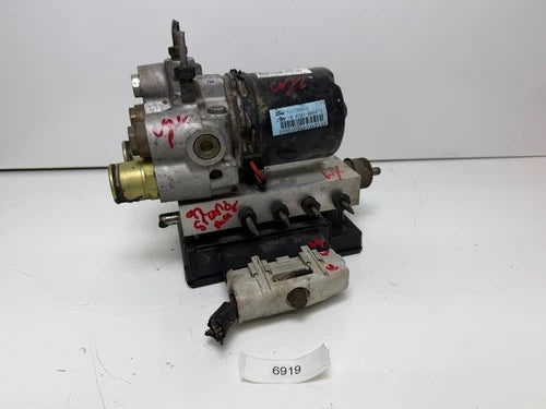 Bomba y módulo ABS 1995-1997 Grand Marquis crown vic Town Car con gestión de tracción