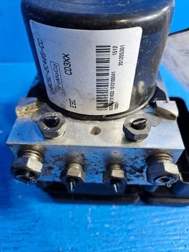 Bomba y módulo ABS 2010-2012 Ford Fusion 3.0L FWD