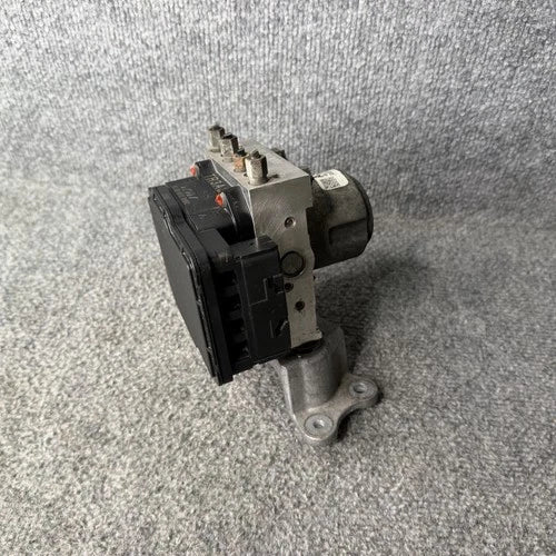 Bomba ABS Honda Civic sedán 1.8L EX 2014-2015 transmisión automática VSA TR3A3