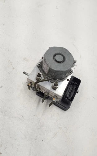 Bomba y módulo ABS 2021 2024 Nissan Kicks 47660-5R00A