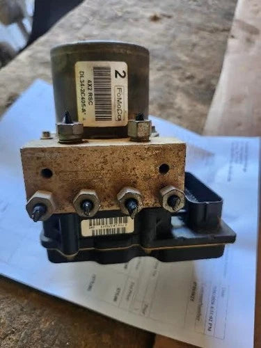 Bomba y módulo ABS 2013-2014 Ford F150 camioneta 4X2