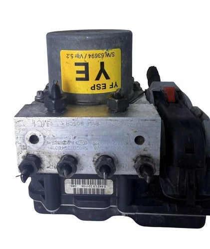 Bomba y módulo ABS 2011-2013 Hyundai Sonata 589203S400
