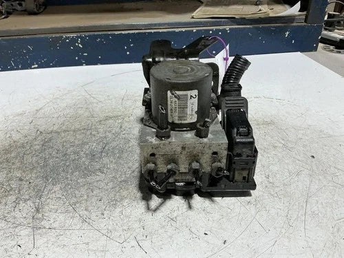 Bomba y módulo ABS 2013-2014 Ford camioneta -F150 4X4