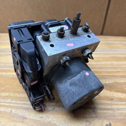 Bomba y módulo ABS 10 11 2010 2011 Toyota Camry 44540-06050