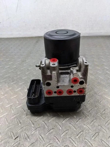 Bomba y módulo ABS 2006-2008 Toyota Rav4
