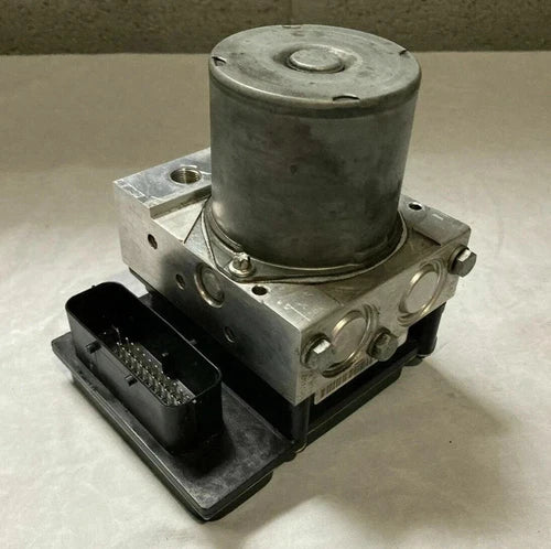 Bomba y módulo ABS 2004-2006 BMW X5