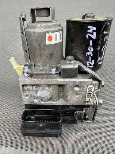 Bomba ABS Toyota Prius híbrido 2004-2009 09