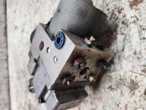Bomba y módulo ABS 2004-2008 Toyota Corolla