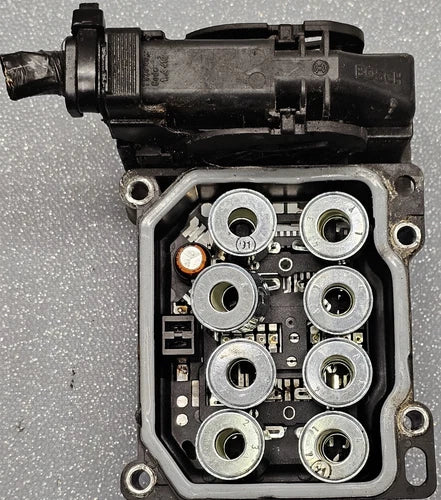 Bomba y módulo ABS 2004-2006 Toyota Camry EBCM electrónico