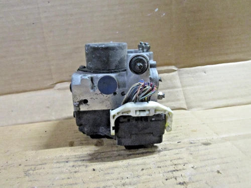 Bomba y módulo ABS 01 02 03 Toyota Highlander 2001-2003 44510-48020