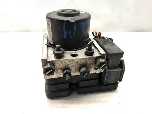 Bomba y módulo ABS 2006-2007 Ford Focus sin tracción