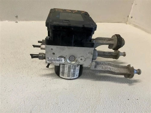 Bomba y módulo ABS 2011 Chrysler 300 control de crucero adaptativo