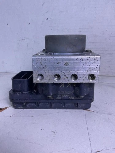 Bomba y módulo ABS 2012-2013 Toyota Corolla 1.8L