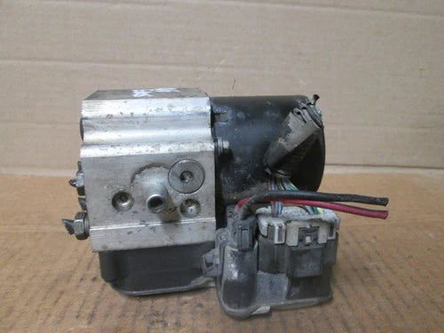 Bomba y módulo ABS 04 05 06 07 Chevrolet Express Savana 3500 13567150
