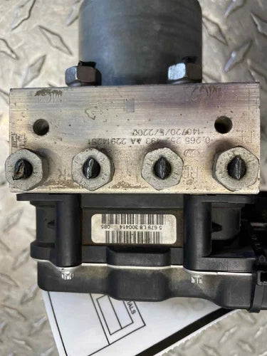 Bomba ABS 2014-2015 Ford Transit Connect