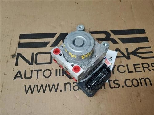 Bomba y módulo ABS 2016 Toyota Corolla