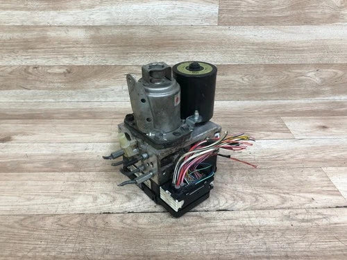Bomba ABS Toyota Prius híbrido 2004-2009 09