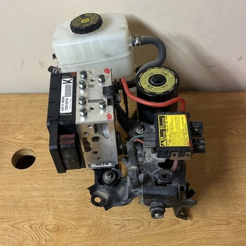 Bomba y módulo ABS 2008-2019 Toyota Highlander híbrido RX450H 44510-48080