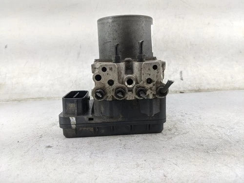 Bomba y módulo ABS Toyota Matrix WBSE5