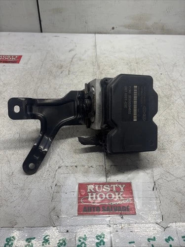 Bomba y módulo ABS 2012 Hyundai Accent BE6003H602