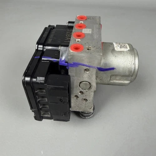 Bomba y módulo ABS 2012-2015 Honda Pilot 2WD 3.5L V6 SZBA1
