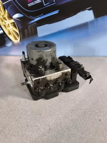 Bomba y módulo ABS 2013-2015 Nissan Altima 2265106527
